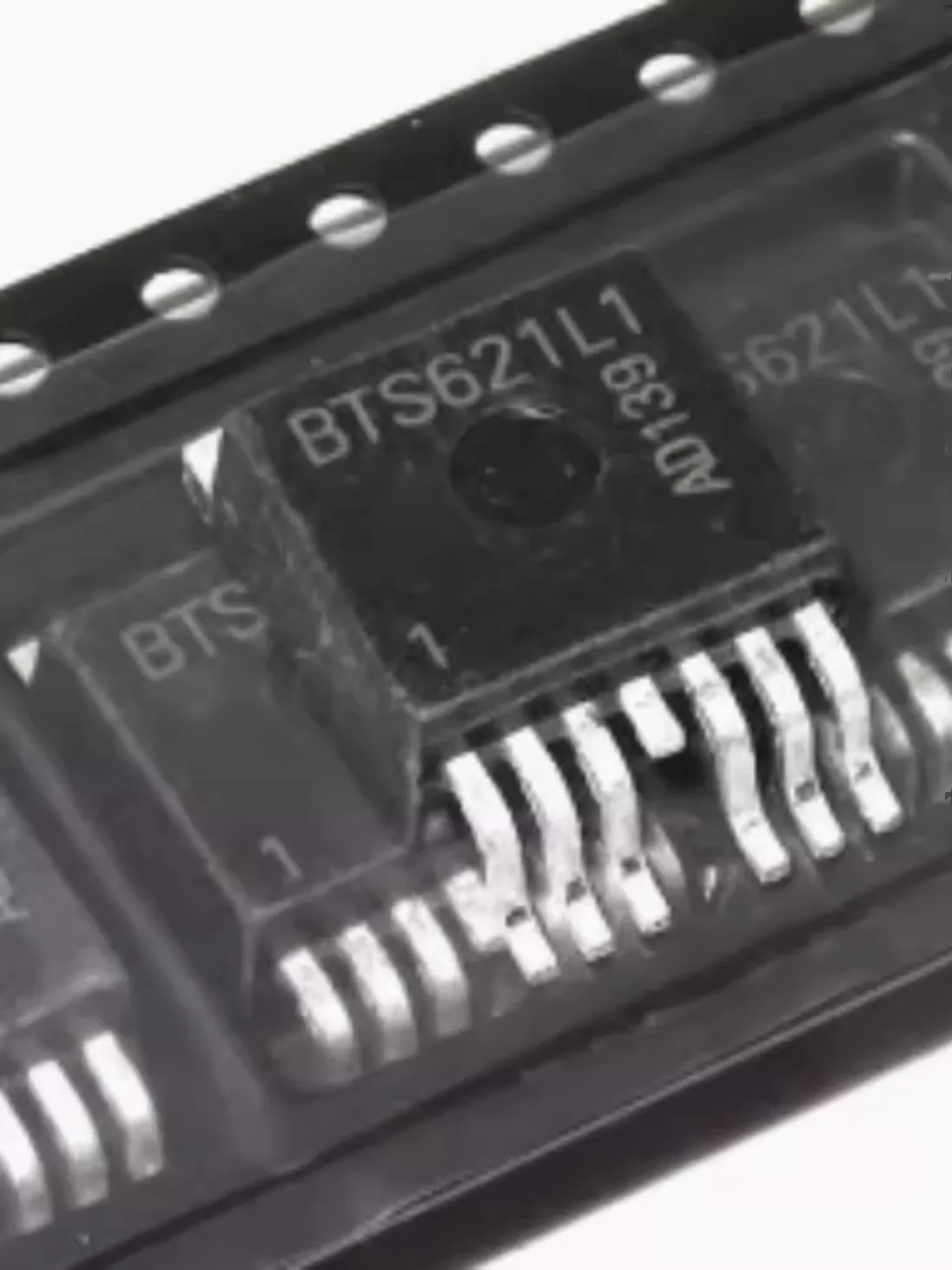 10adet BTS640S2 BTS621L1 Car air conditioning abnormal warm air pump power supply tube IC chip imported
10adet BTS640S2 BTS621L1 Car air conditioning abnormal warm air pump power supply tube IC chip imported