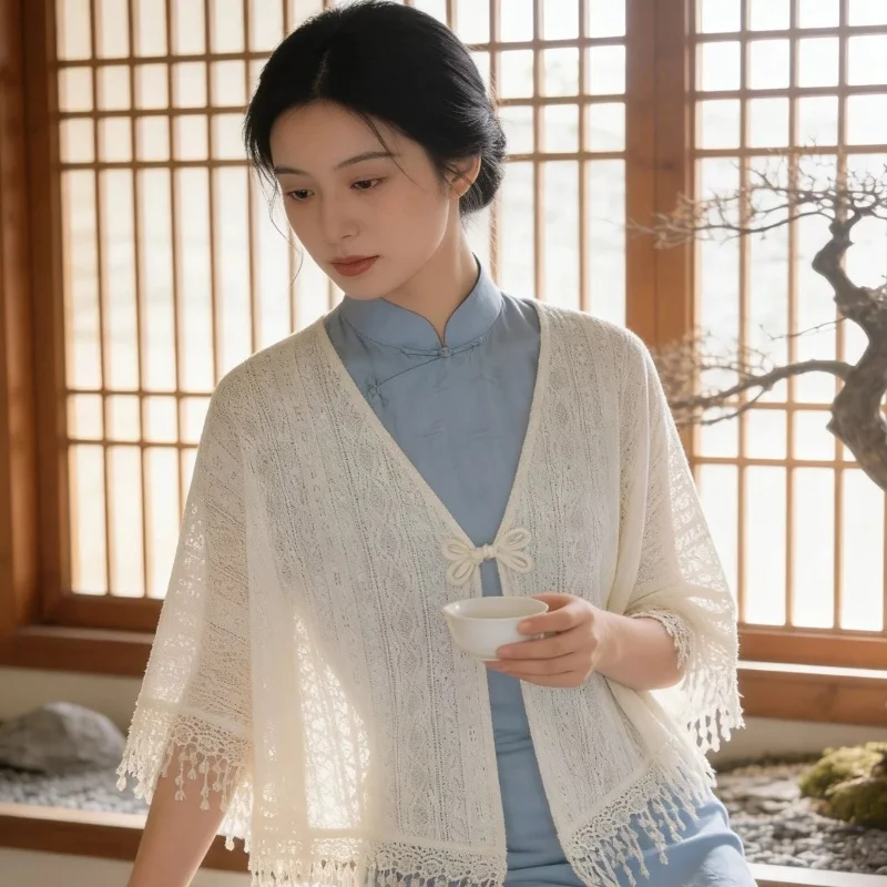 New Chinese Literature Art Cold Wind Retro Cheongsam Shawl Suzhou Tourism Photography Outer Dress Skirt Buckle tassel
New Chinese Literature Art Cold Wind Retro Cheongsam Shawl Suzhou Tourism Photography Outer Dress Skirt Buckle tassel