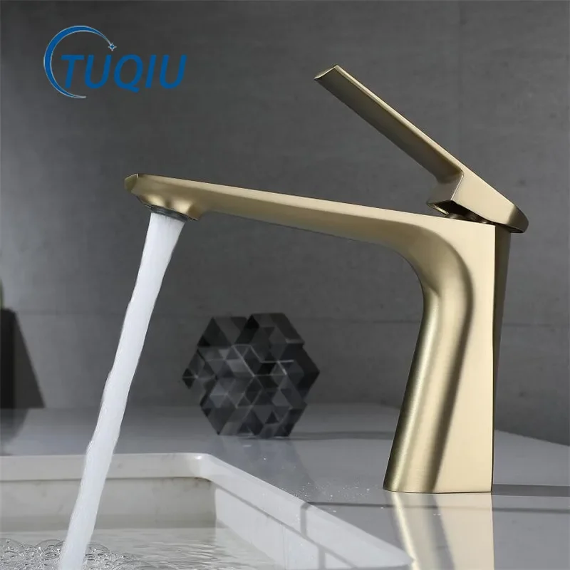 Brushed Gold Faucet Bathroom Basin Faucets Hot Cold Sink Faucet Water Mixer Crane Deck Mounted Single Hole Bathroom Tap
Brushed Gold Faucet Bathroom Basin Faucets Hot Cold Sink Faucet Water Mixer Crane Deck Mounted Single Hole Bathroom Tap