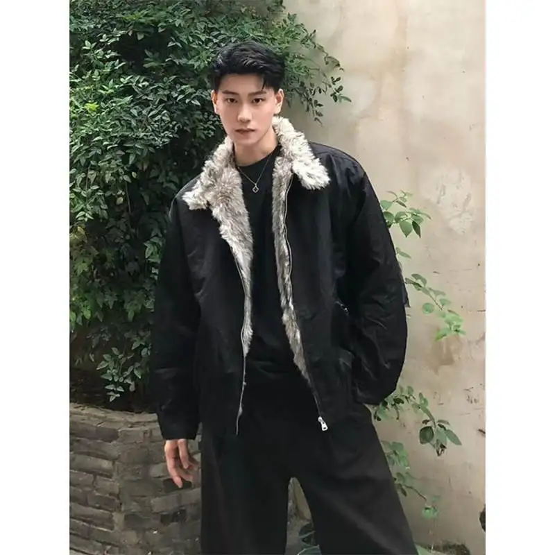 Men's Winter Cotton Jaet Warm Spor Casual Trendy Coat Korean Street Sle Hong Kong Faion Loose Fit Long Sve Zipper
Men's Winter Cotton Jaet Warm Spor Casual Trendy Coat Korean Street Sle Hong Kong Faion Loose Fit Long Sve Zipper