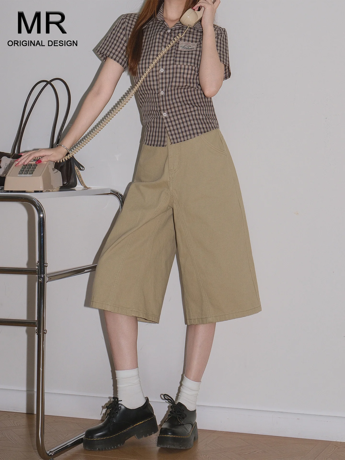 Khaki American High Waist Wide Leg Jeans Women's Summer Loose Slimming Drapey Straight Seven-Foot Pants Casual Style
Khaki American High Waist Wide Leg Jeans Women's Summer Loose Slimming Drapey Straight Seven-Foot Pants Casual Style