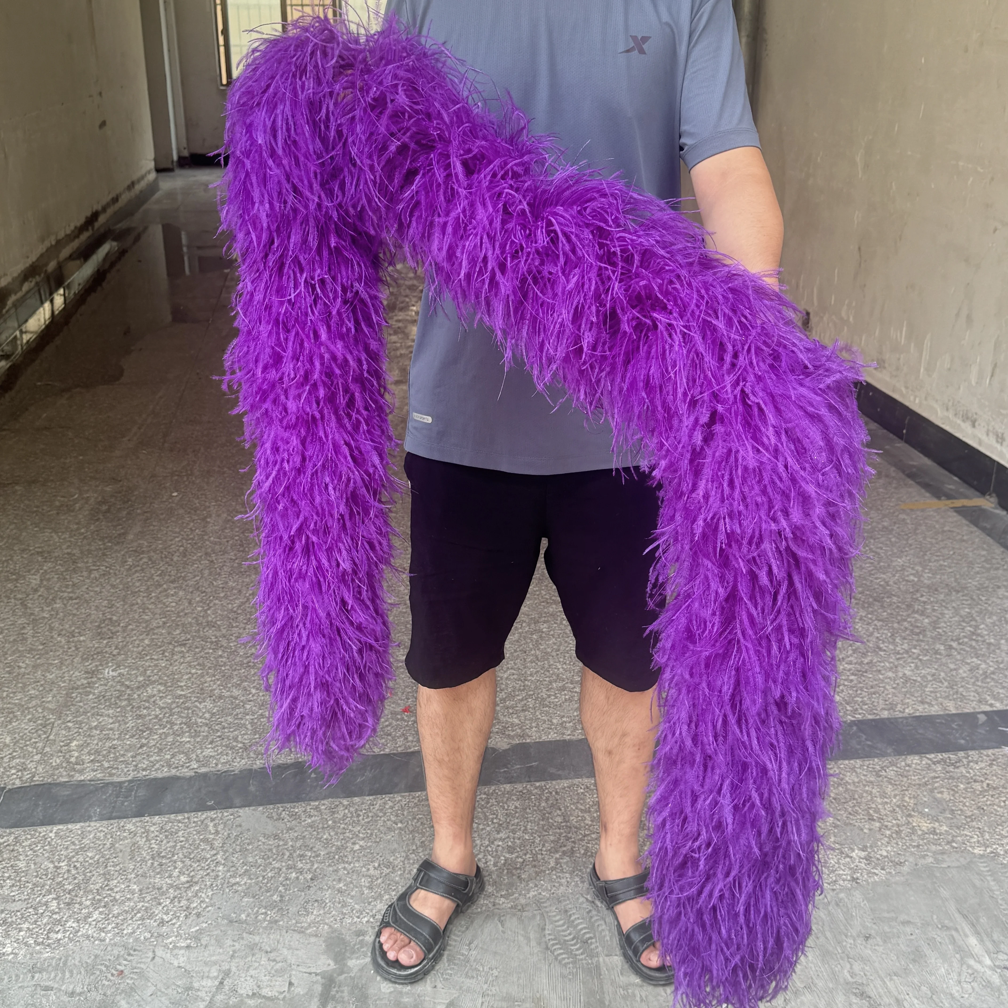 35Ply Super Boa Natural Ostrich feather boa Scarf 0.5-3M Trims Ribbon for Party Dresses Sewing Decoration Boa Tops Customzied
35Ply Super Boa Natural Ostrich feather boa Scarf 0.5-3M Trims Ribbon for Party Dresses Sewing Decoration Boa Tops Customzied