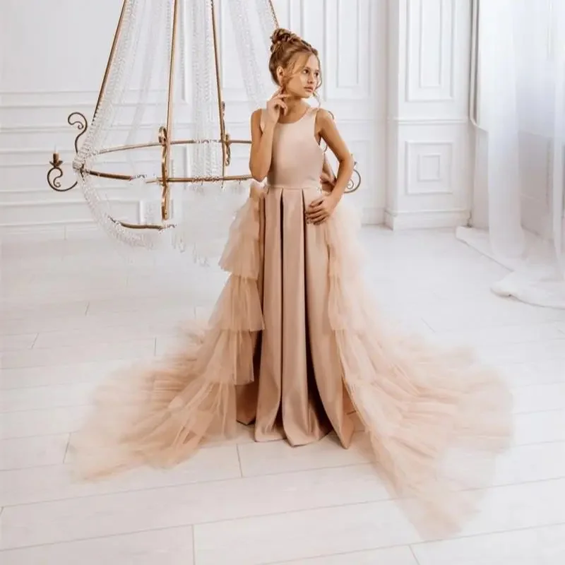 Satin Flower Girl Dress for Wedding Sleeveless Tiered Tulle With Bow Kids Birthday Party First Communion Ball Gowns Custom
Satin Flower Girl Dress for Wedding Sleeveless Tiered Tulle With Bow Kids Birthday Party First Communion Ball Gowns Custom
