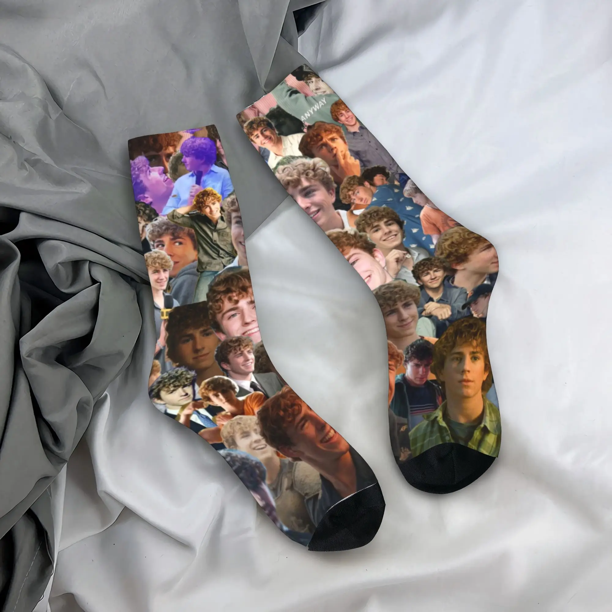 Men Women Walker Scobell Socks Non-slip Stylish Socks Best Gift Idea
Men Women Walker Scobell Socks Non-slip Stylish Socks Best Gift Idea