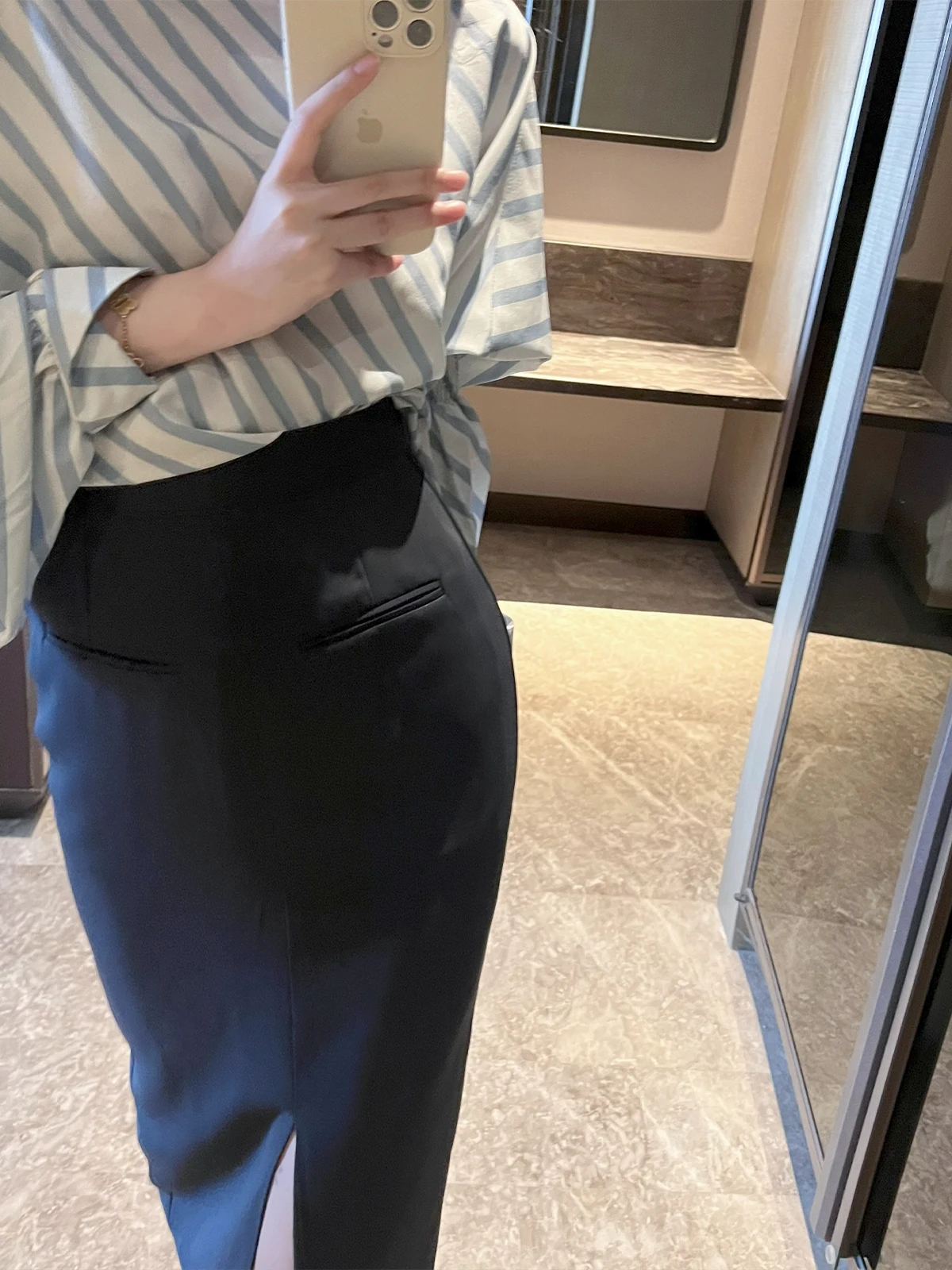 Zearzz Long Sve Striped Knitted Dr Set for Women Ele Sister's Return Private Collection Commute Sle Regular Fit
Zearzz Long Sve Striped Knitted Dr Set for Women Ele Sister's Return Private Collection Commute Sle Regular Fit