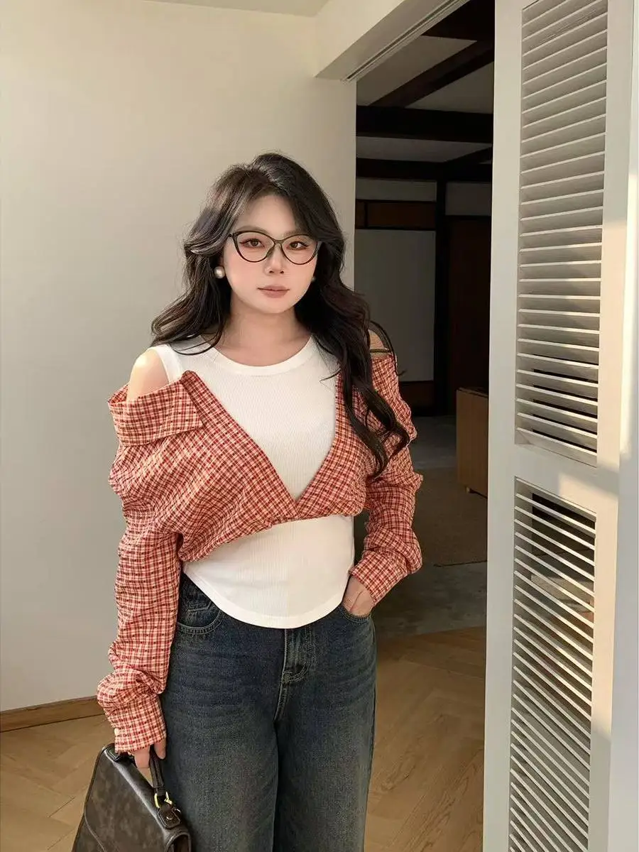 plus Size 300 Pounds Plaid Splicing Fake Two-Piece Shoulder Bared Women's Spring Autumn Casual Style Loose Fit Shirt
plus Size 300 Pounds Plaid Splicing Fake Two-Piece Shoulder Bared Women's Spring Autumn Casual Style Loose Fit Shirt