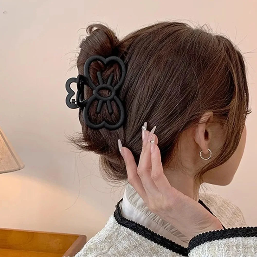 1pc Korean Cute Bowknot Crab Plastic Hair Claw Candy Color Sweet for Women
1pc Korean Cute Bowknot Crab Plastic Hair Claw Candy Color Sweet for Women