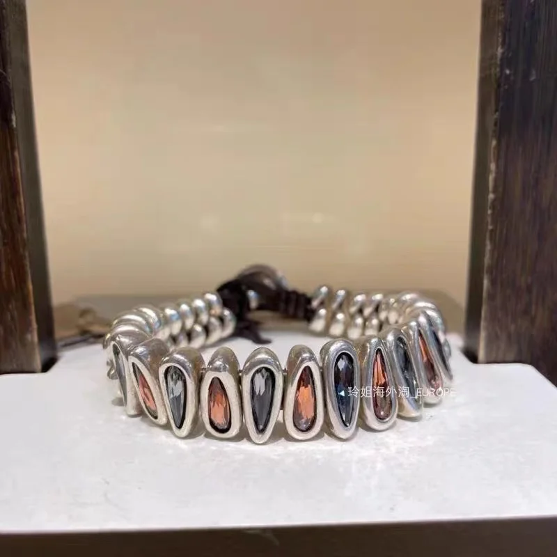 Brand 2022 new wholesale high-quality simple style shape brand classic crystal bracelet women's free shipping,
Brand 2022 new wholesale high-quality simple style shape brand classic crystal bracelet women's free shipping,