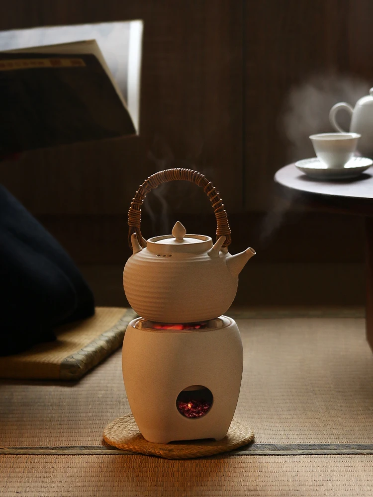 Retro Ceramic Tea Pot with Handle Japanese Style Side Handle Heat Resistant Clay Tea Pot for Home Use And Camping
Retro Ceramic Tea Pot with Handle Japanese Style Side Handle Heat Resistant Clay Tea Pot for Home Use And Camping
