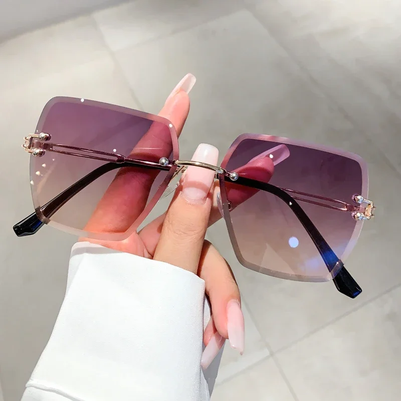 Diamond Cutting Outdoor Shades Sunglasses Vintage Rimless Sun Eye Protection Eyeglasses Ladies Shades Sun Glasses Oculos De Sol
Diamond Cutting Outdoor Shades Sunglasses Vintage Rimless Sun Eye Protection Eyeglasses Ladies Shades Sun Glasses Oculos De Sol