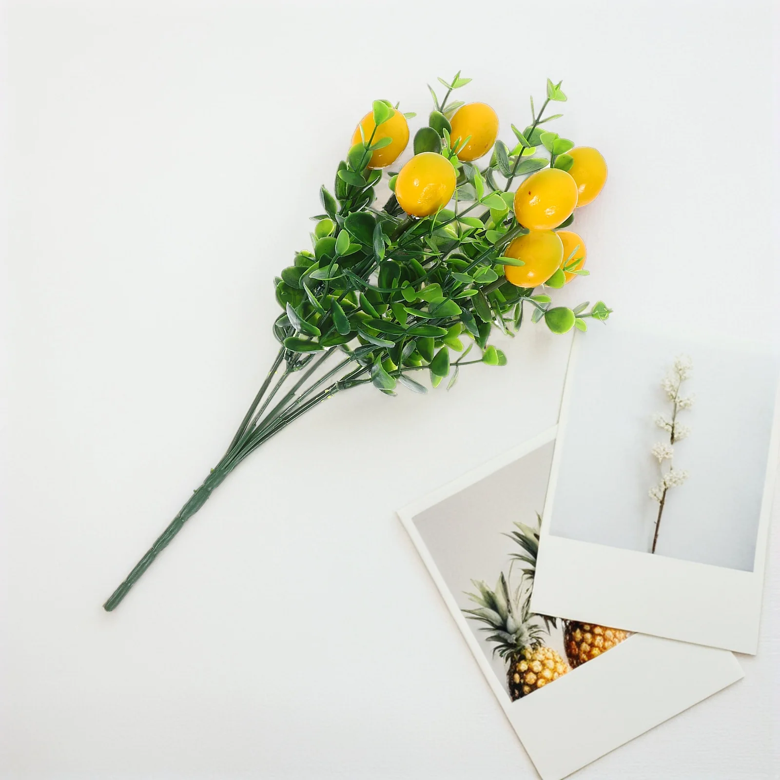 8pcs Simulated Fruit Bunch Artificial Eucalyptus Stems Fake Leaves Decor Home Office Wedding Party Faux Plants Branches Fruits
8pcs Simulated Fruit Bunch Artificial Eucalyptus Stems Fake Leaves Decor Home Office Wedding Party Faux Plants Branches Fruits