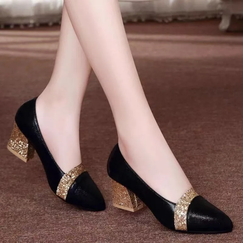 2026 Spring Summer Sexy Fashion Women Med Heels Shoes Woman Slip on Pointed Toe Pumps Shoes Ladies Gold Silver Bling Shoes
2026 Spring Summer Sexy Fashion Women Med Heels Shoes Woman Slip on Pointed Toe Pumps Shoes Ladies Gold Silver Bling Shoes