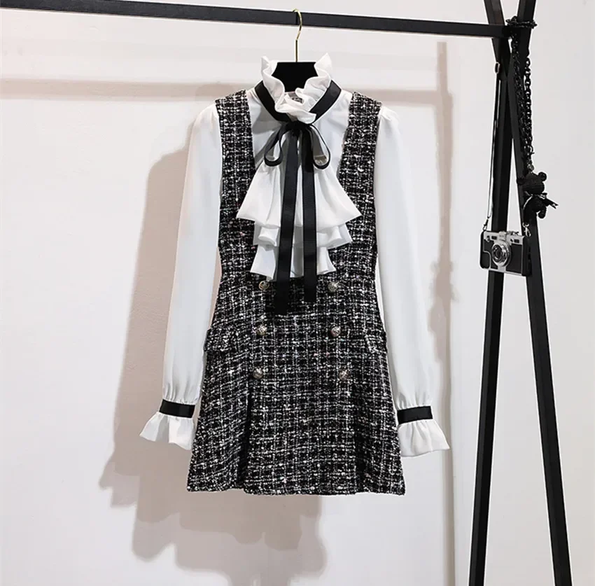 2025 New Autumn Winter 2 Piece Set Dress Fashion Women Chiffon Ruffles Bow Shirt + Double-breasted Plaid Tweed Dress Set
2025 New Autumn Winter 2 Piece Set Dress Fashion Women Chiffon Ruffles Bow Shirt + Double-breasted Plaid Tweed Dress Set