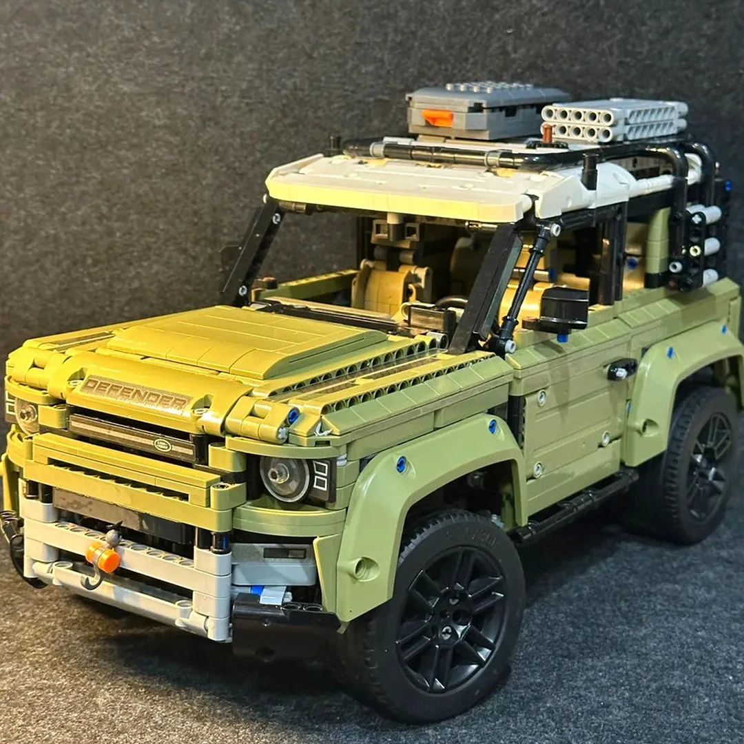 2573PCS MOC Technical Series Land Off-road Defender Vehicle Building Blocks Compatible 42110, DIY Assembly Puzzle Car Model Bric
2573PCS MOC Technical Series Land Off-road Defender Vehicle Building Blocks Compatible 42110, DIY Assembly Puzzle Car Model Bric