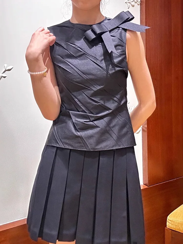 Sweet Style Shushuto Shanghai 25ss Women's Shirt with Side Bow Knot Pleated Design Versatile Polyester Fiber Sleeveless round...
Sweet Style Shushuto Shanghai 25ss Women's Shirt with Side Bow Knot Pleated Design Versatile Polyester Fiber Sleeveless round...