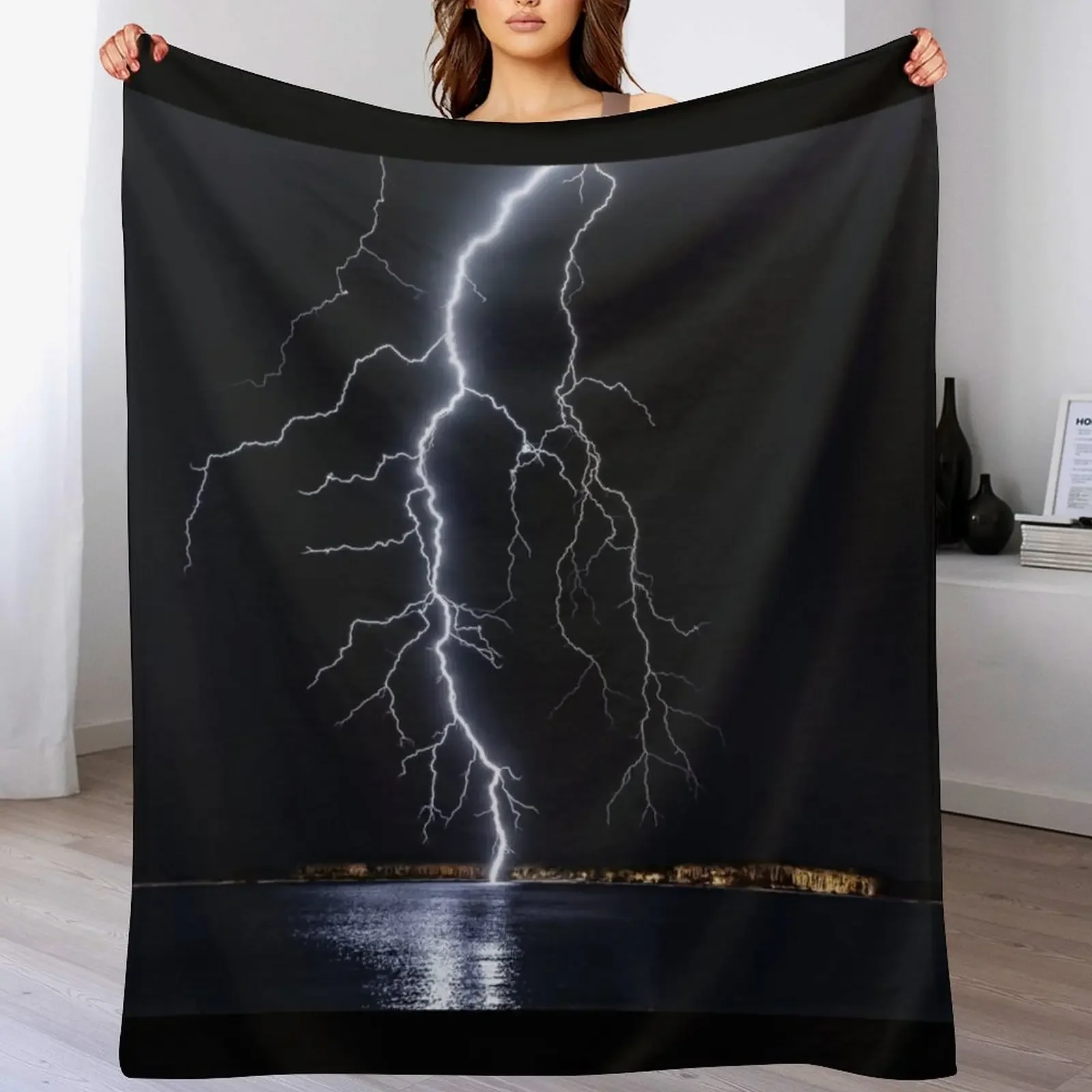 Lightning Bolt Struck Throw Blanket Tourist Blankets For Baby Soft Plush Plaid bed plaid Blankets
Lightning Bolt Struck Throw Blanket Tourist Blankets For Baby Soft Plush Plaid bed plaid Blankets