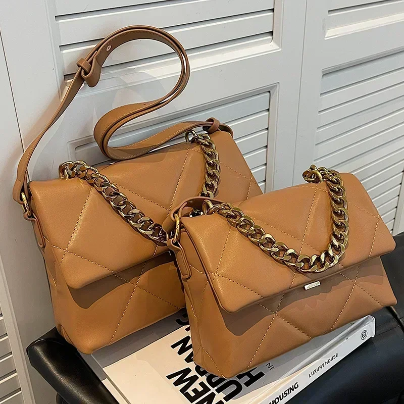 Vintage Chain Shoulder Crosbody Bag for Women Trendy Designer Handbag and Purses 2023 New Casual Totes Ladies Messenger Bags
Vintage Chain Shoulder Crosbody Bag for Women Trendy Designer Handbag and Purses 2023 New Casual Totes Ladies Messenger Bags