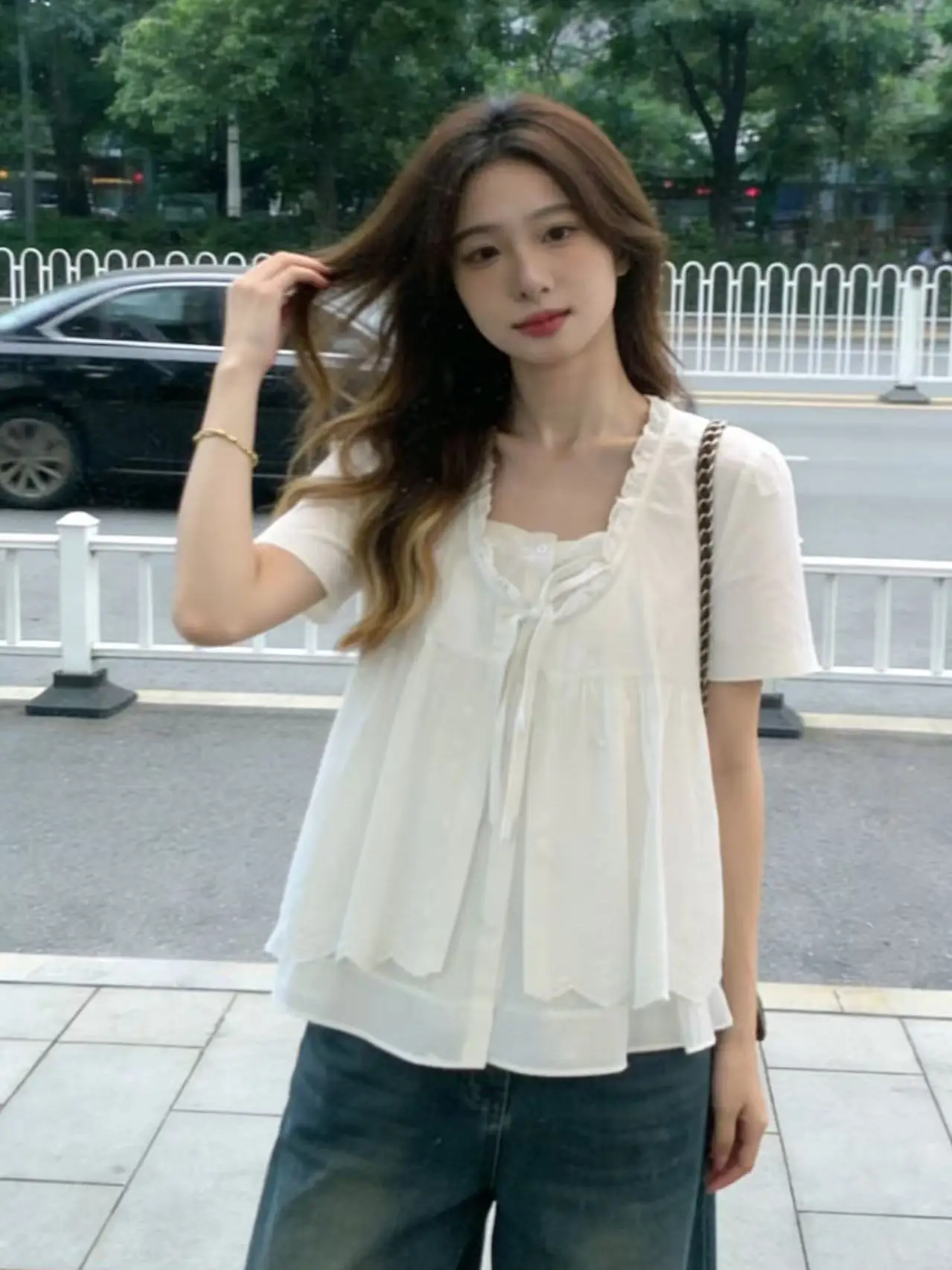Sweet Two-Piece Look Wooden Lace-Up White Shirt Women's Spring New Design Loose Short Sleeve Top Trendy Casual Style Cot...
Sweet Two-Piece Look Wooden Lace-Up White Shirt Women's Spring New Design Loose Short Sleeve Top Trendy Casual Style Cot...