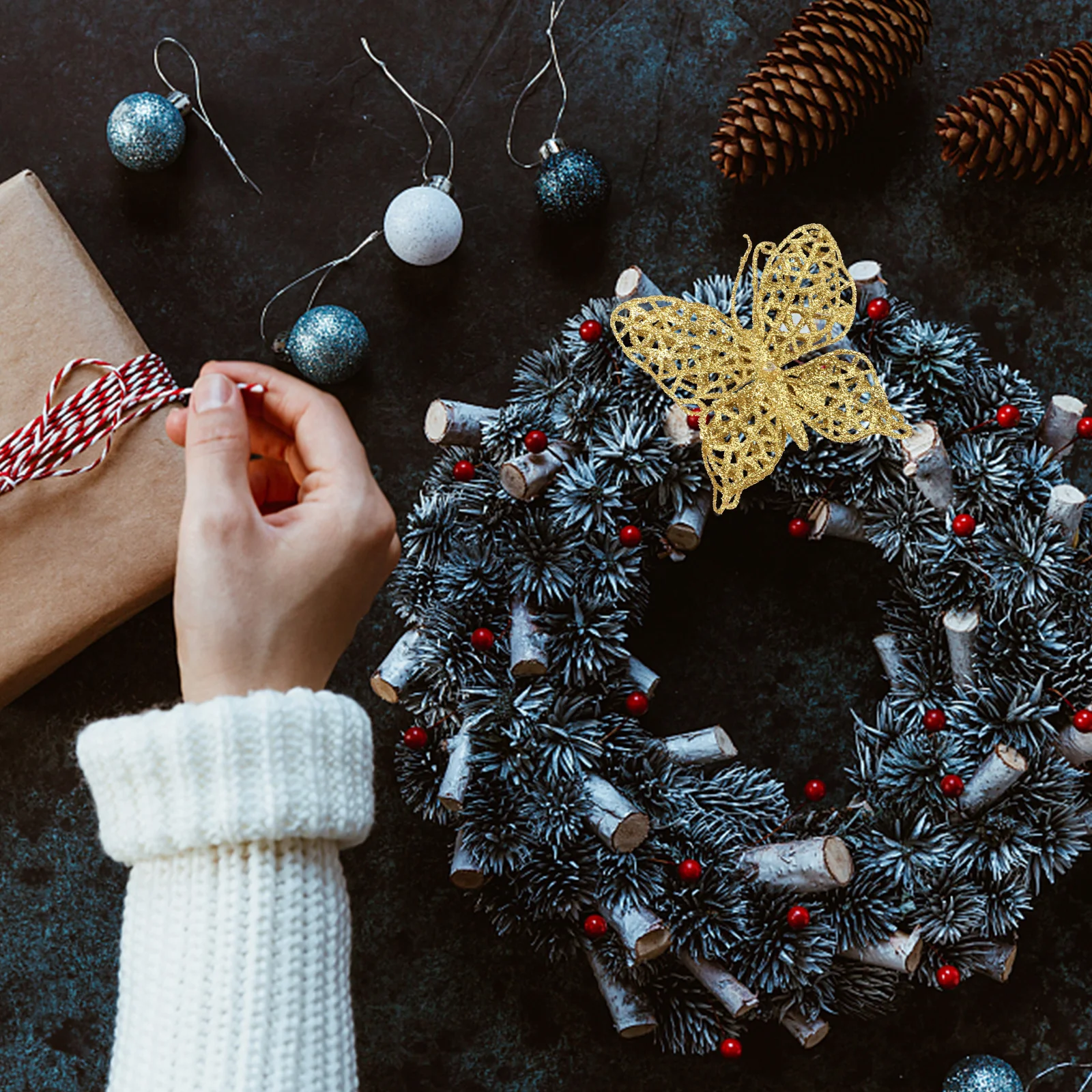 6Pcs 3 8cm Christmas Tree Ornaments Decorative Butterflies for Weddings Festivals Parties Home Gardens Decorations
6Pcs 3 8cm Christmas Tree Ornaments Decorative Butterflies for Weddings Festivals Parties Home Gardens Decorations