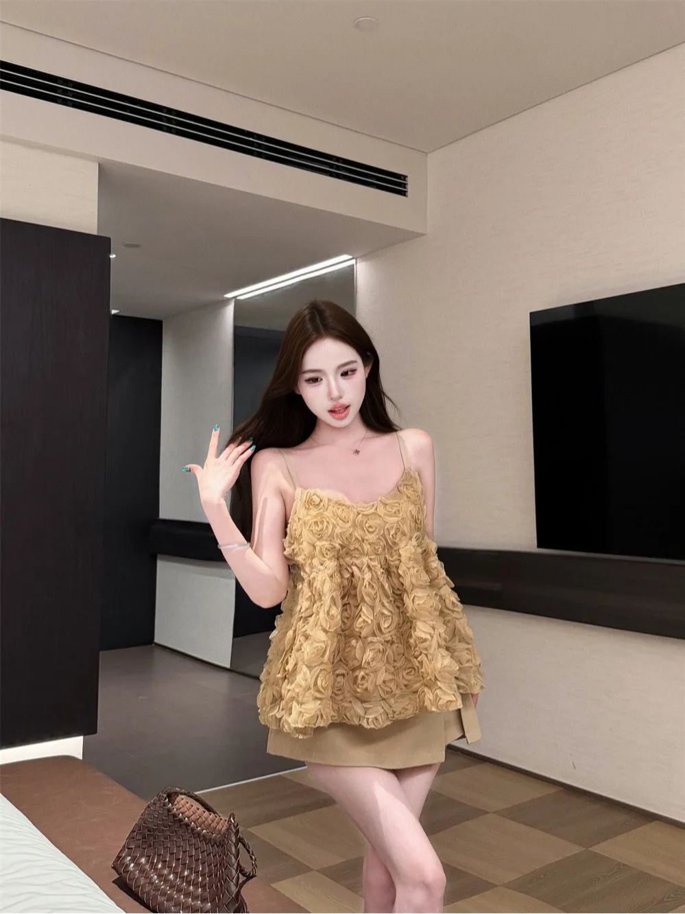 Sweet Style Floral Print Two-Piece Set Women's Summer Slimming Vest And Skirt High Waist Plant Pattern Fashion Ensemble
Sweet Style Floral Print Two-Piece Set Women's Summer Slimming Vest And Skirt High Waist Plant Pattern Fashion Ensemble