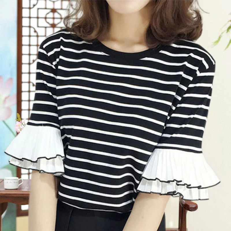 Women's Summer Fashion Simplicity Butterfly Sleeve Striped Short Sleeve T-Shirt Women Clothes Korean Casual Loos All-match Tops
Women's Summer Fashion Simplicity Butterfly Sleeve Striped Short Sleeve T-Shirt Women Clothes Korean Casual Loos All-match Tops