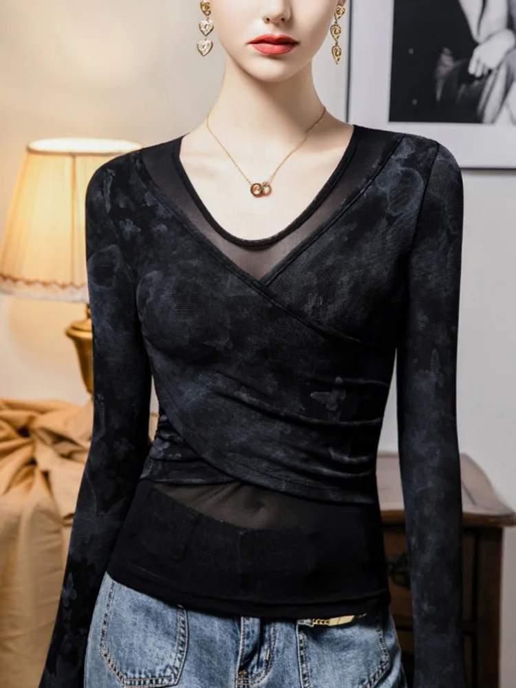 Fake Two Tie Dye Printed Base Shirts With Mesh Fabric Splicing, 2025 Autumn And Winter New Women's Fashionable Top Small Shirt
Fake Two Tie Dye Printed Base Shirts With Mesh Fabric Splicing, 2025 Autumn And Winter New Women's Fashionable Top Small Shirt