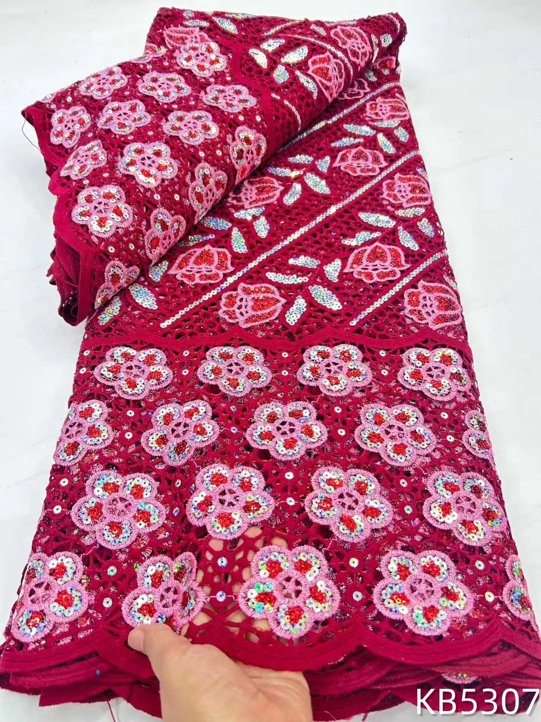 Нигерийское фиолетовое кружево с пайетками, африканская кружевная ткань, 5 ярдов, высокое качество, гипюровое кружево с пайетками для шитья, 2026, KB5307
Нигерийское фиолетовое кружево с пайетками, африканская кружевная ткань, 5 ярдов, высокое качество, гипюровое кружево с пайетками для шитья, 2026, KB5307