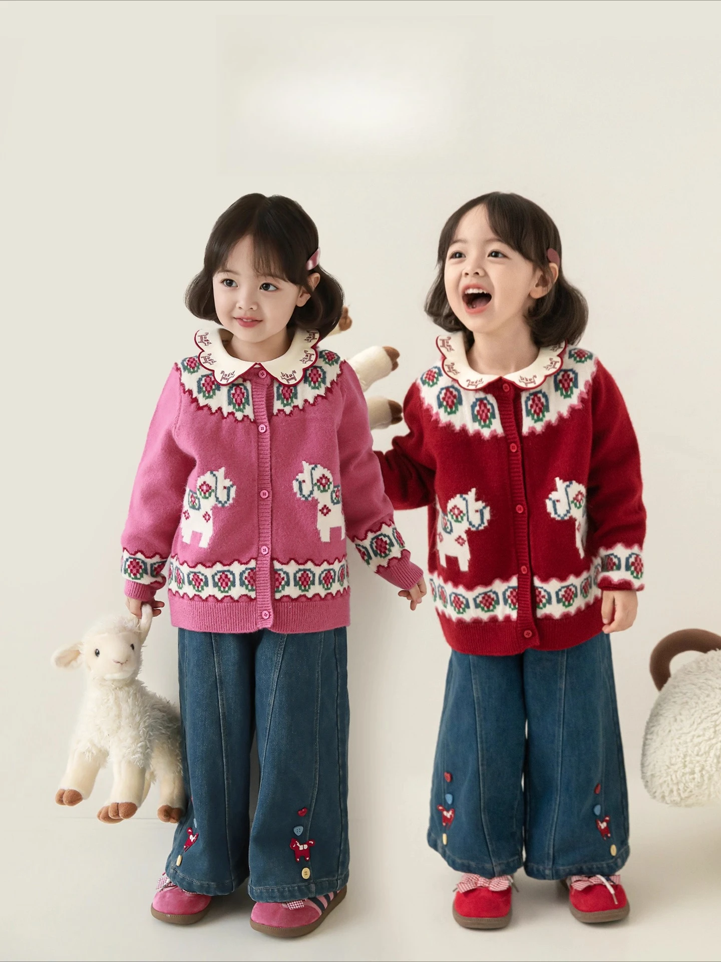 Зимний базовый слой для девочек, 2025 г., с термостойким воротником Питера Пэна на флисовой подкладке, повседневный праздничный топ, футболка для игр, От 1 до 7 лет
Зимний базовый слой для девочек, 2025 г., с термостойким воротником Питера Пэна на флисовой подкладке, повседневный праздничный топ, футболка для игр, От 1 до 7 лет