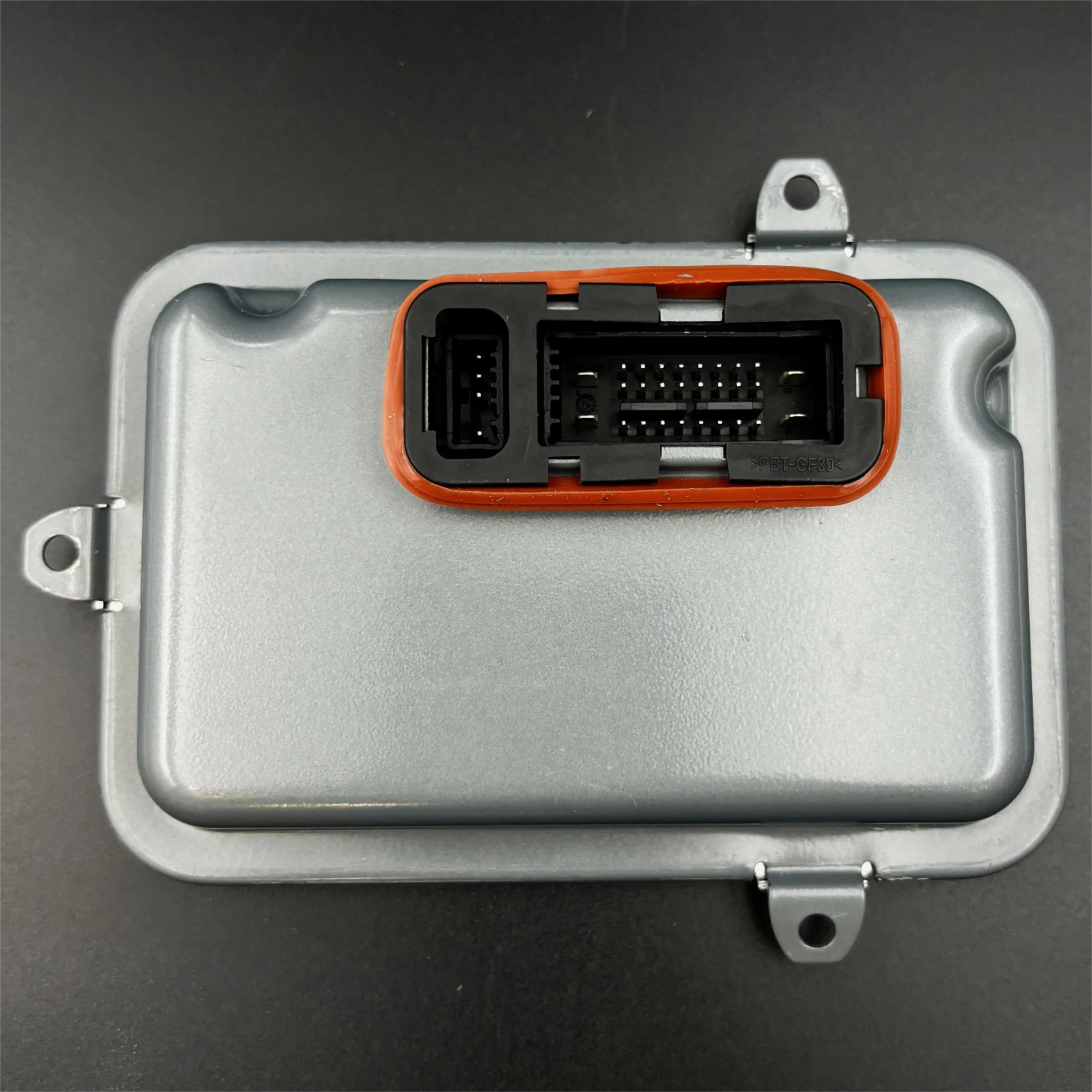 HF Headlight Driver Module Oem A2048700126 For Ben(z) C CLASS 204 Headlight computer module
HF Headlight Driver Module Oem A2048700126 For Ben(z) C CLASS 204 Headlight computer module