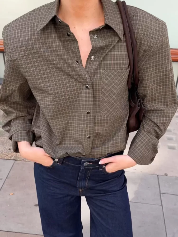 Модные зеленые клетчатые женские рубашки, свободные однобортные рубашки с длинными рукавами и карманами, женские осенние топы 2023 г.
Модные зеленые клетчатые женские рубашки, свободные однобортные рубашки с длинными рукавами и карманами, женские осенние топы 2023 г.