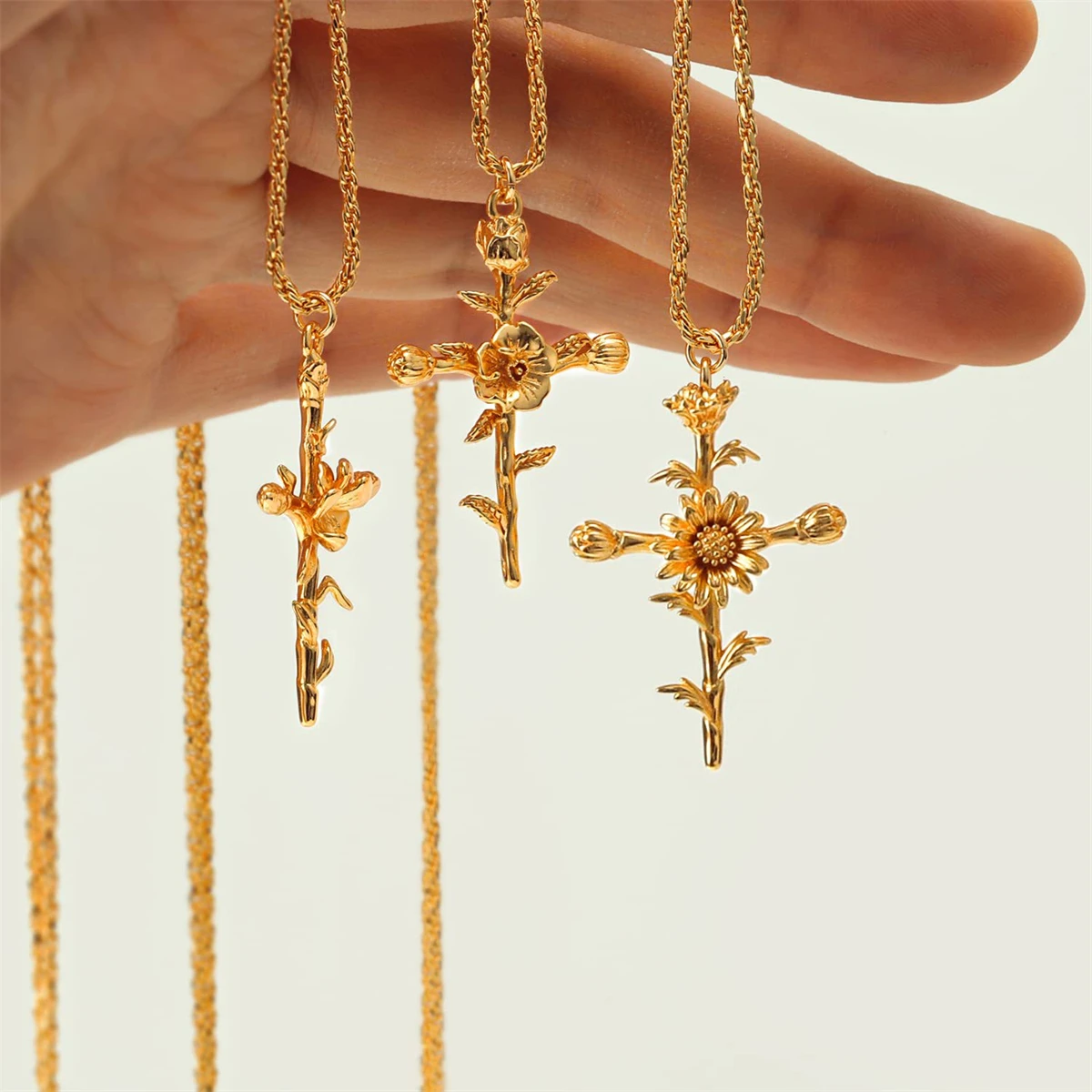 New Product Hot Selling December Flower Necklace Cross Birth Flower Necklace Flower Vacuum Color Preservation
New Product Hot Selling December Flower Necklace Cross Birth Flower Necklace Flower Vacuum Color Preservation