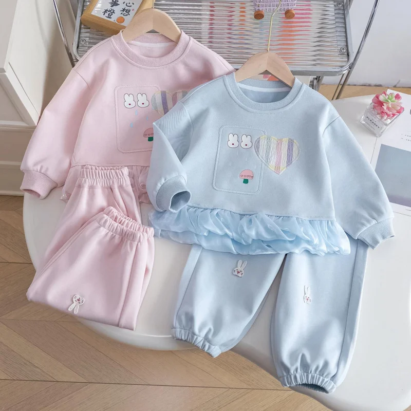 Girls' Casual Outfit Children's Spring and Autumn New Sweet Stylish Fashionable Sweatshirt and Sweatpants Two-Piece Set for Litt
Girls' Casual Outfit Children's Spring and Autumn New Sweet Stylish Fashionable Sweatshirt and Sweatpants Two-Piece Set for Litt