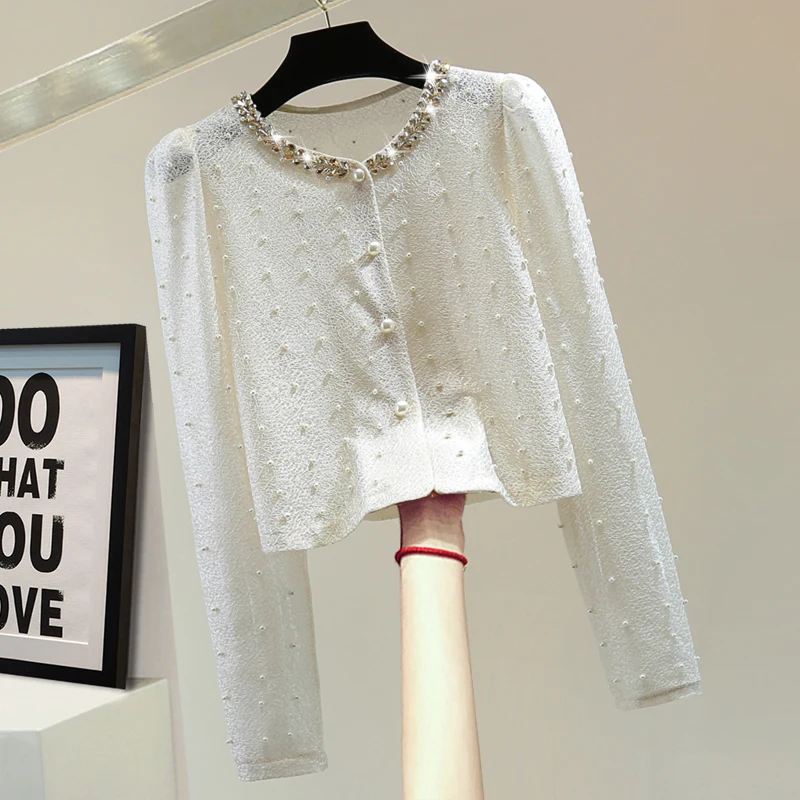 Diamond-encrusted Crew Neck Sunscreen Shirt Women 2025 Spring and Summer Skinny High Waist Short Bead Long Sleeve Lace Blouse
Diamond-encrusted Crew Neck Sunscreen Shirt Women 2025 Spring and Summer Skinny High Waist Short Bead Long Sleeve Lace Blouse