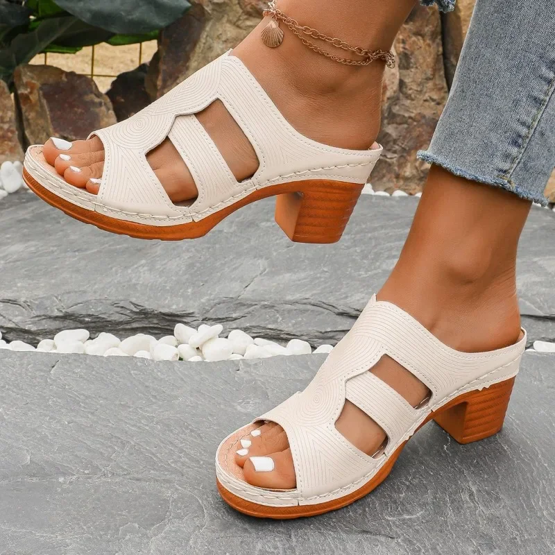 2025 New Summer Women's Slippers Fashion Open Toe Casual Slippers Women Outdoor Best Seller Plus Size High Heels Zapatos Mujer
2025 New Summer Women's Slippers Fashion Open Toe Casual Slippers Women Outdoor Best Seller Plus Size High Heels Zapatos Mujer