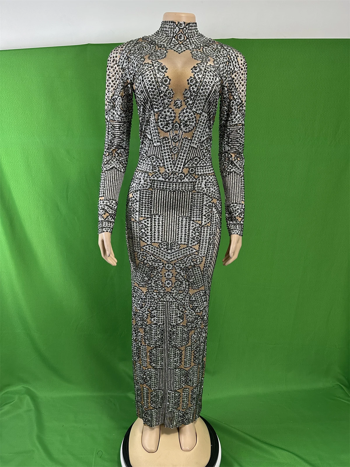 Women Full Rhinestone Birthday Queen Luxury Sparkly Crystals Stretch Spandex Dress Hot Drilling Photo Shoot Props
Women Full Rhinestone Birthday Queen Luxury Sparkly Crystals Stretch Spandex Dress Hot Drilling Photo Shoot Props
