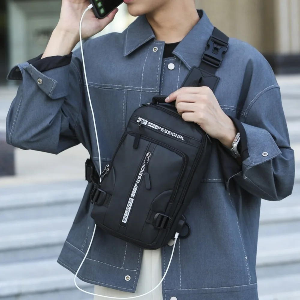 Multi Pockets Men Chest Bag USB Charging Oxford Cloth Sports Message Bag Solid Color Multifunction Crossbody Bag Running
Multi Pockets Men Chest Bag USB Charging Oxford Cloth Sports Message Bag Solid Color Multifunction Crossbody Bag Running