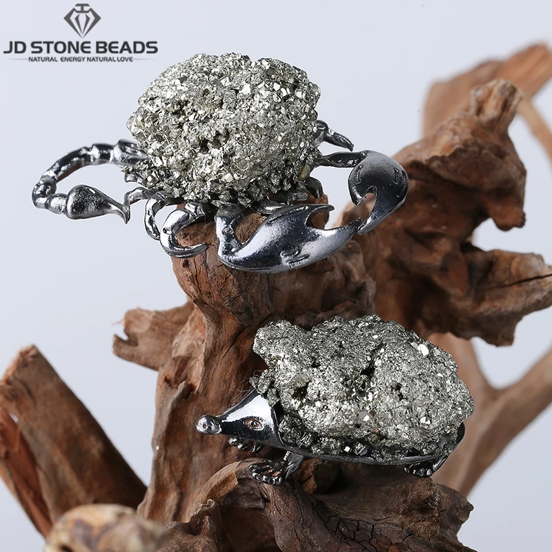 1 шт. натуральный пирит руда кварц паук скорпион форма сплав минеральный образец Рейки Исцеление ремесла украшения креативные подарки
1 шт. натуральный пирит руда кварц паук скорпион форма сплав минеральный образец Рейки Исцеление ремесла украшения креативные подарки