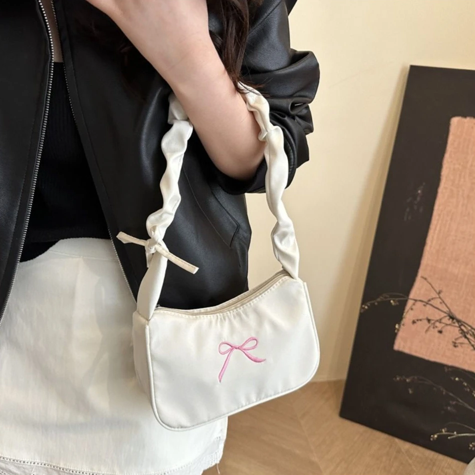 Korean Y2k-Style Bow Pleated Armpit Bag Ruffle Trendy Bowknot Shoulder Bag Sweet Casual Women Handbag Daily
Korean Y2k-Style Bow Pleated Armpit Bag Ruffle Trendy Bowknot Shoulder Bag Sweet Casual Women Handbag Daily