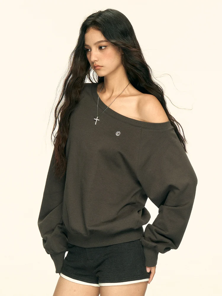 Женский свободный свитшот Aaisup American Style с открытыми плечами, базовый, модный, для осени
Женский свободный свитшот Aaisup American Style с открытыми плечами, базовый, модный, для осени