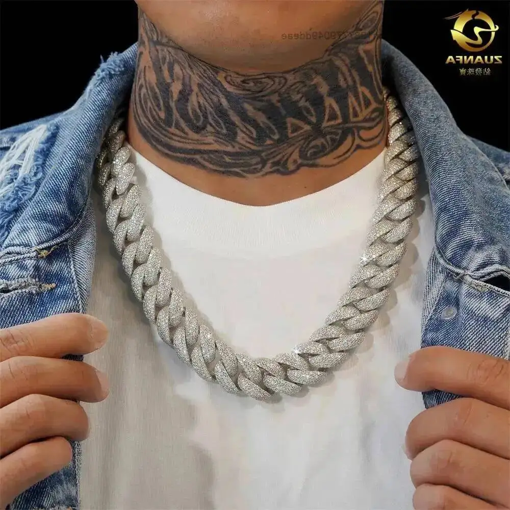 Оптовая цена, серебряная ювелирная фабрика, облегающий хип-хоп, цвет D, vvs, лабораторный бриллиант, кубинская цепочка с звеньями, муассанит, позолота 14 карат
Оптовая цена, серебряная ювелирная фабрика, облегающий хип-хоп, цвет D, vvs, лабораторный бриллиант, кубинская цепочка с звеньями, муассанит, позолота 14 карат