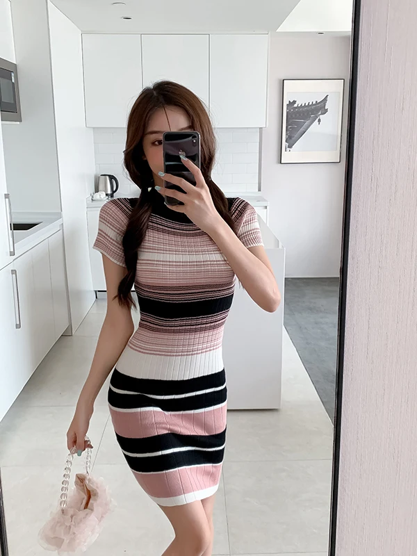 Dongda Gate Women's Fashionable Summer Slim Fit Short Skirt Knitted Wrap Bodycon Dress Inner Stripe Pattern Korean Style
Dongda Gate Women's Fashionable Summer Slim Fit Short Skirt Knitted Wrap Bodycon Dress Inner Stripe Pattern Korean Style