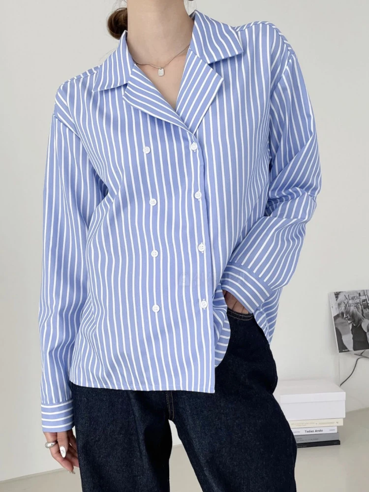 Premium Feel Korean Sle Women's Striped irt Double Buttoned Suit Collar Long Sve Spring Faion Top Casual Wear
Premium Feel Korean Sle Women's Striped irt Double Buttoned Suit Collar Long Sve Spring Faion Top Casual Wear