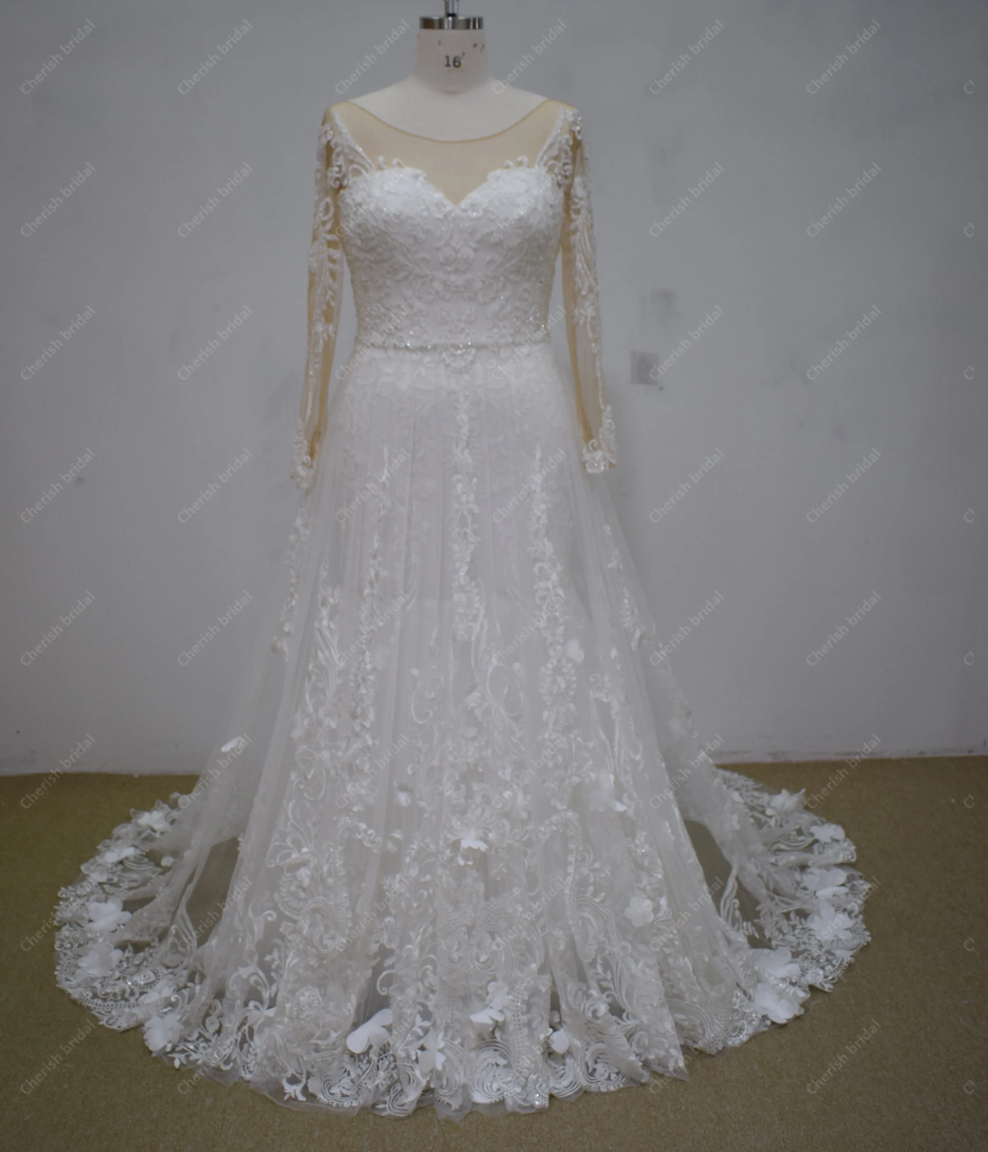 C3117A Wedding Dress Long Sleeves Handmade Beading Luxury Bridal Gown Zipper Back Bride Wedding Dresses for Women High Qaulity
C3117A Wedding Dress Long Sleeves Handmade Beading Luxury Bridal Gown Zipper Back Bride Wedding Dresses for Women High Qaulity