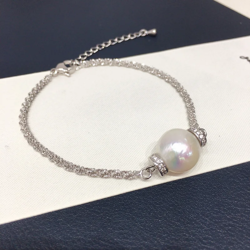 Wrinkled Round Baroque Natural Freshwater Adjustable Cauliflower Chain Pearl Bracelet
Wrinkled Round Baroque Natural Freshwater Adjustable Cauliflower Chain Pearl Bracelet