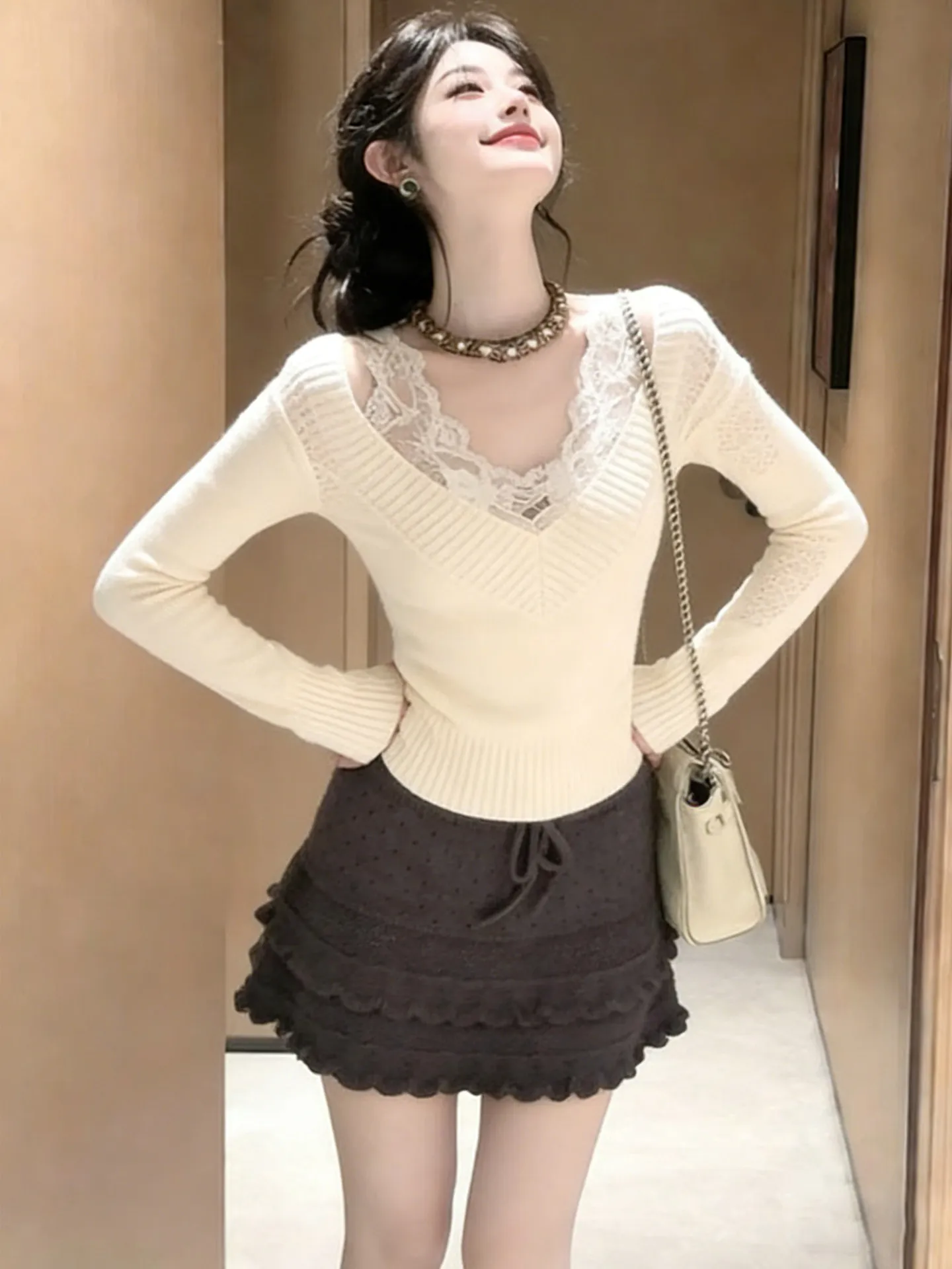 Корейская вязаная юбка-полусолнце из дерева слэб-вуд, новая весенняя модель для женщин, маленький размер, универсальная, с высокой талией, А-силуэт
Корейская вязаная юбка-полусолнце из дерева слэб-вуд, новая весенняя модель для женщин, маленький размер, универсальная, с высокой талией, А-силуэт