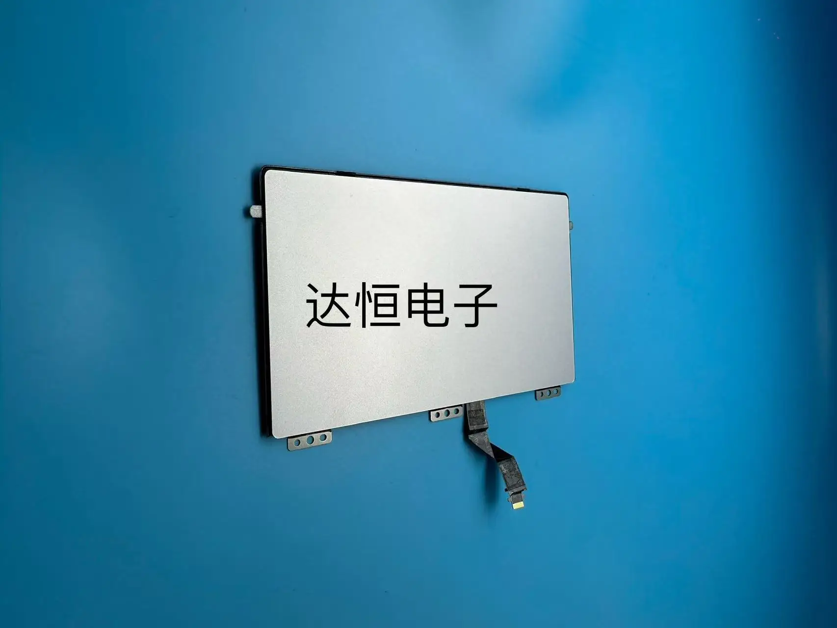 Тачпад для ноутбука HONOR Magicbook X16 Pro 2023, модель BRN-G561, с флекс-кабелем
Тачпад для ноутбука HONOR Magicbook X16 Pro 2023, модель BRN-G561, с флекс-кабелем