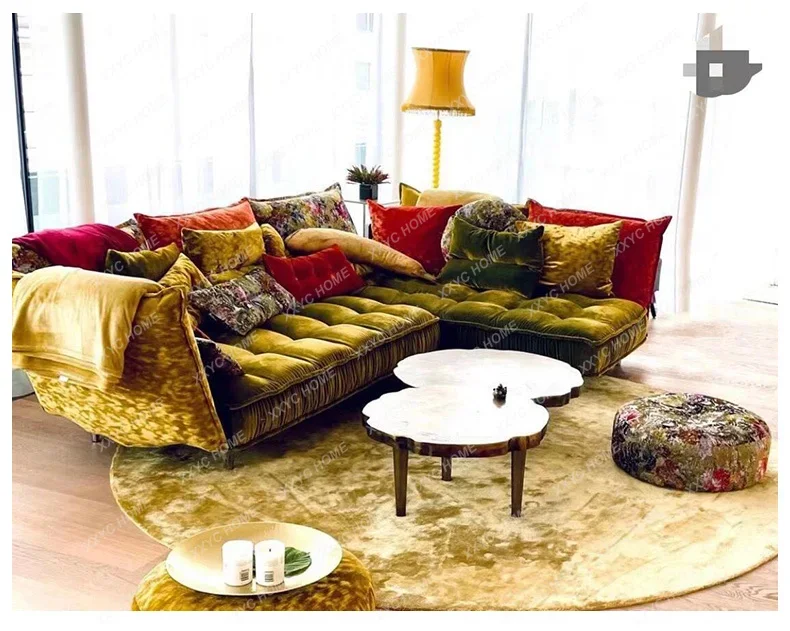 VHlight luxury special-shaped retro pattern small apartment fabric corner combination sofa advanced sense
VHlight luxury special-shaped retro pattern small apartment fabric corner combination sofa advanced sense