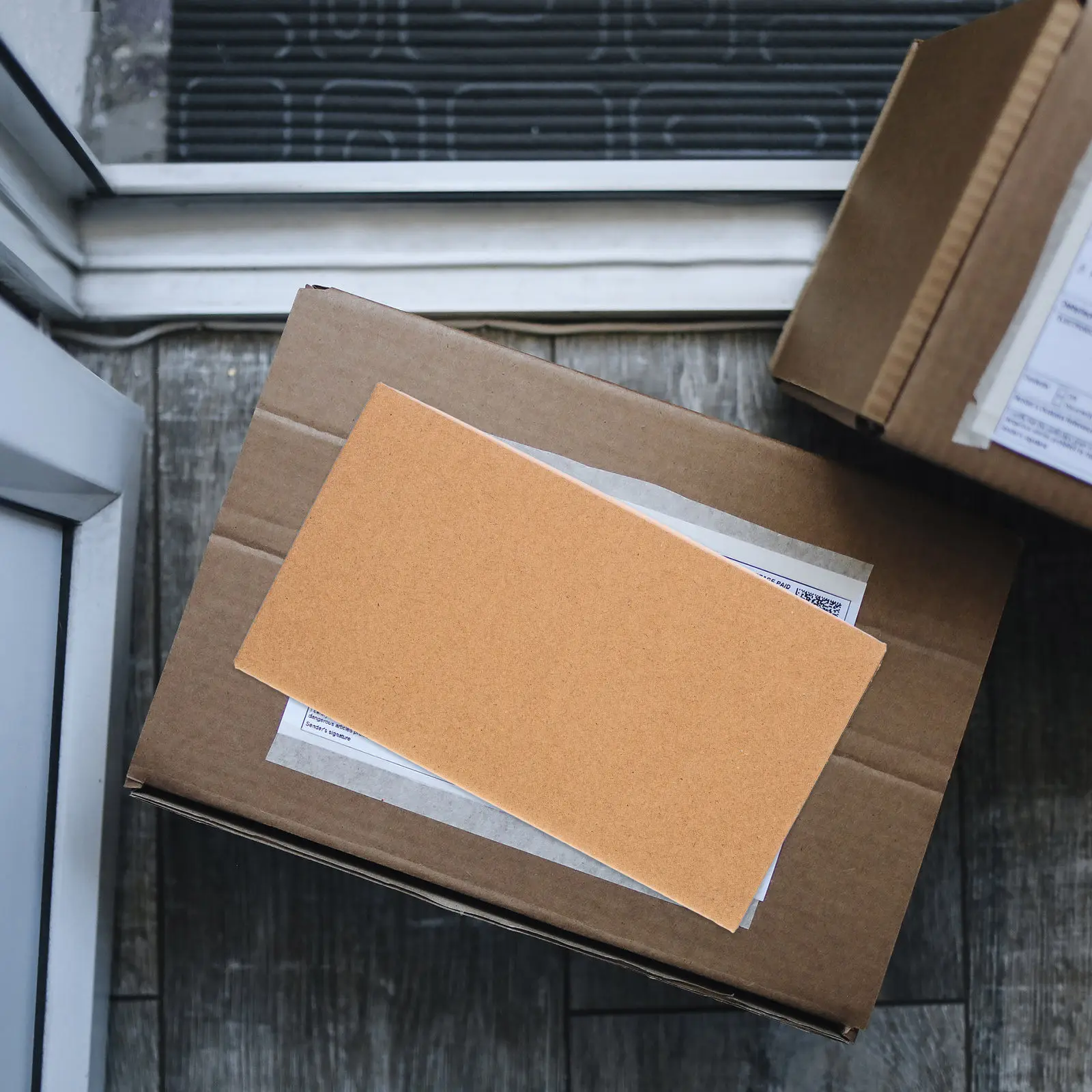 10 шт. утолщенных гофрированных коробок, надежная упаковка для экспресс-доставки, многоразовый контейнер для хранения, прочный для транспортировки, переезда, портативный
10 шт. утолщенных гофрированных коробок, надежная упаковка для экспресс-доставки, многоразовый контейнер для хранения, прочный для транспортировки, переезда, портативный