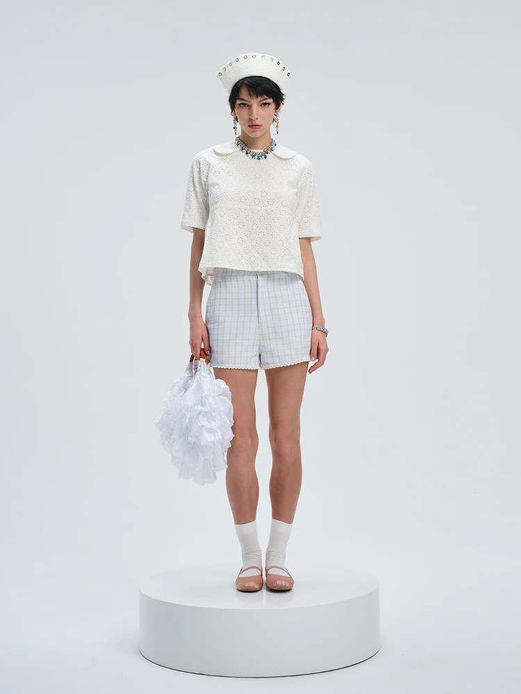 Женская футболка Moss Fifi с вышитым воротником Питер Пэн, весна-лето, новая, приталенная, круглый вырез, 100% хлопок
Женская футболка Moss Fifi с вышитым воротником Питер Пэн, весна-лето, новая, приталенная, круглый вырез, 100% хлопок