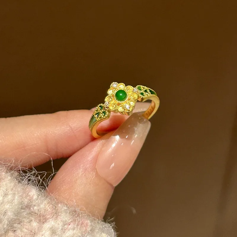 Ele Retro Chinese Sle een Sapphire Ring Embedded Glaze Faionable Design Versatile Match Anytime Anywhere Index Fing...
Ele Retro Chinese Sle een Sapphire Ring Embedded Glaze Faionable Design Versatile Match Anytime Anywhere Index Fing...